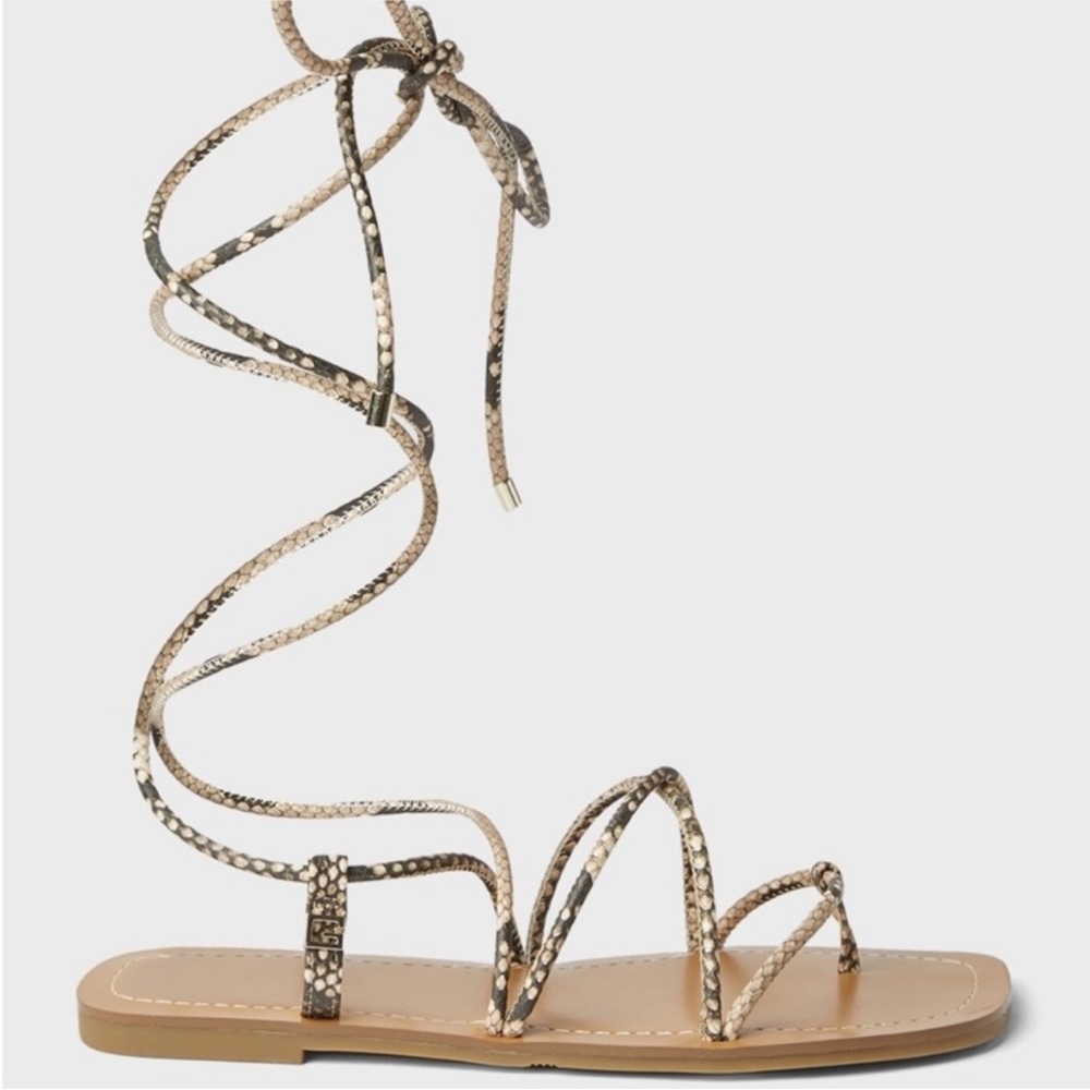 Guess Cristen Black Multi Strappy Sandals size 6
